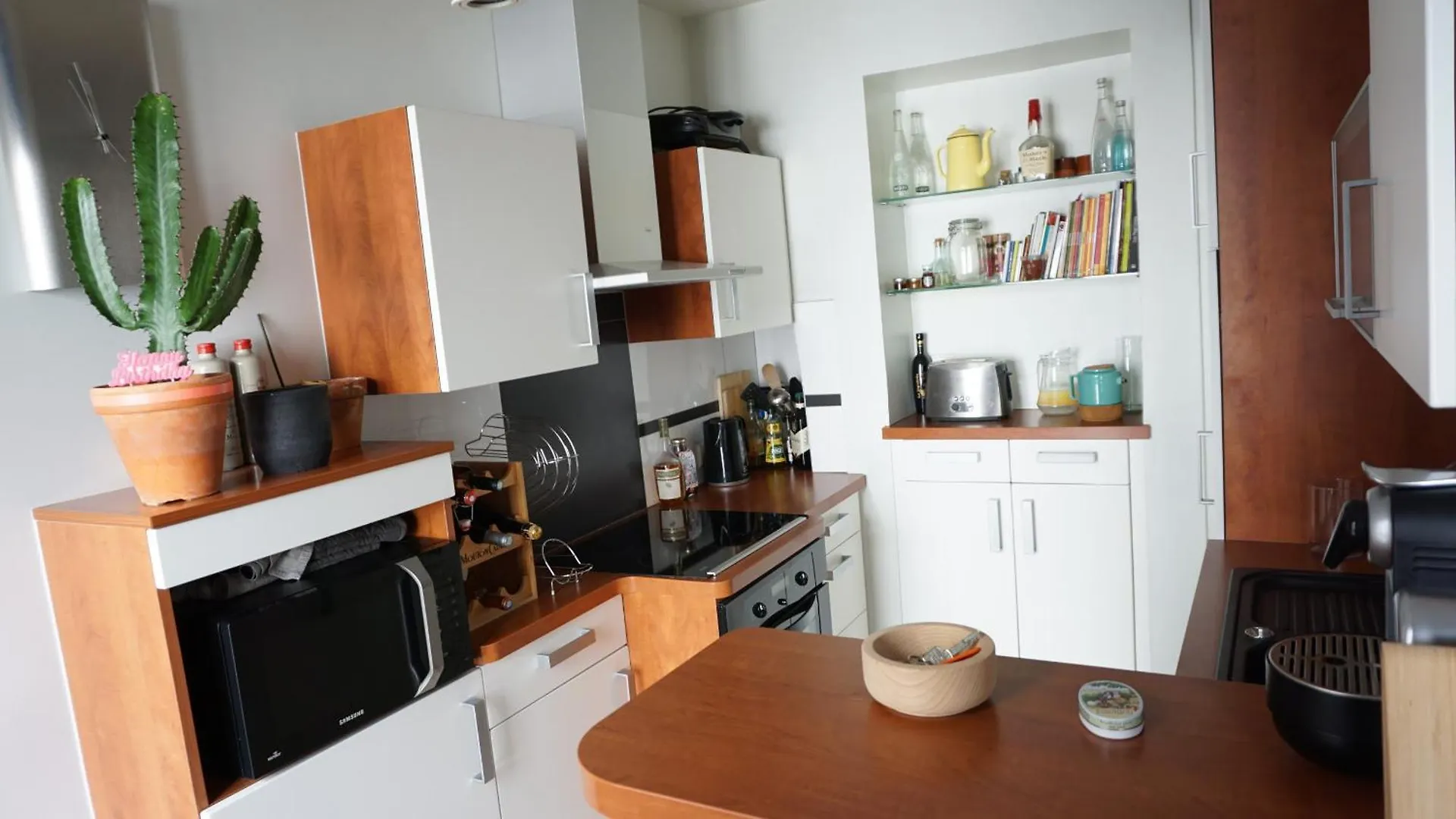 Apartment Rue Du Faubourg Saint Honore - Paris 8